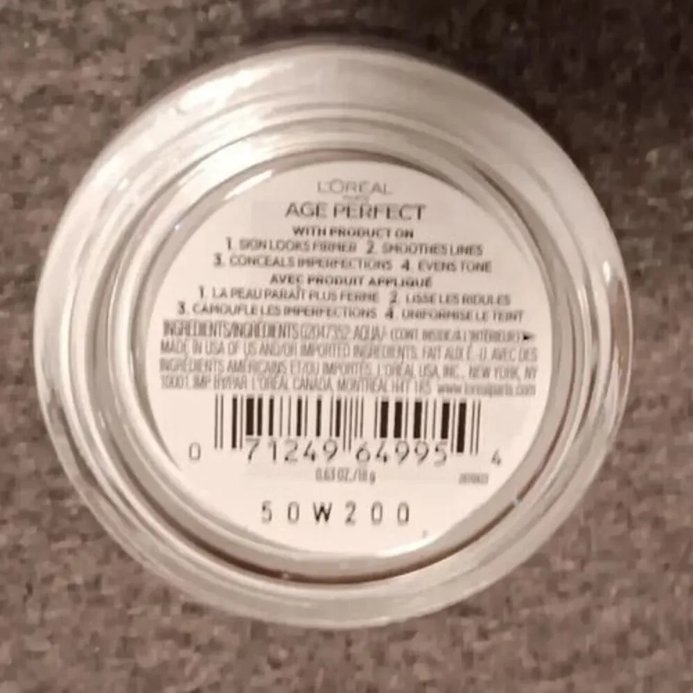 L'Oreal Paris AGE PERFECT 4-in-1 Tinted Balm 20 Deep  .63 oz